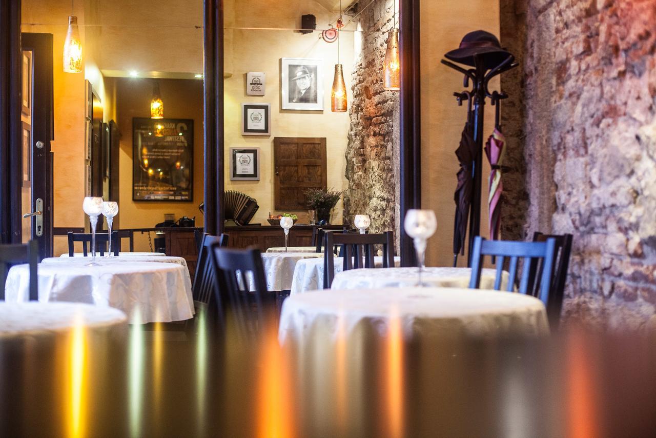 Tango House Bed & Breakfast Cracovie Extérieur photo