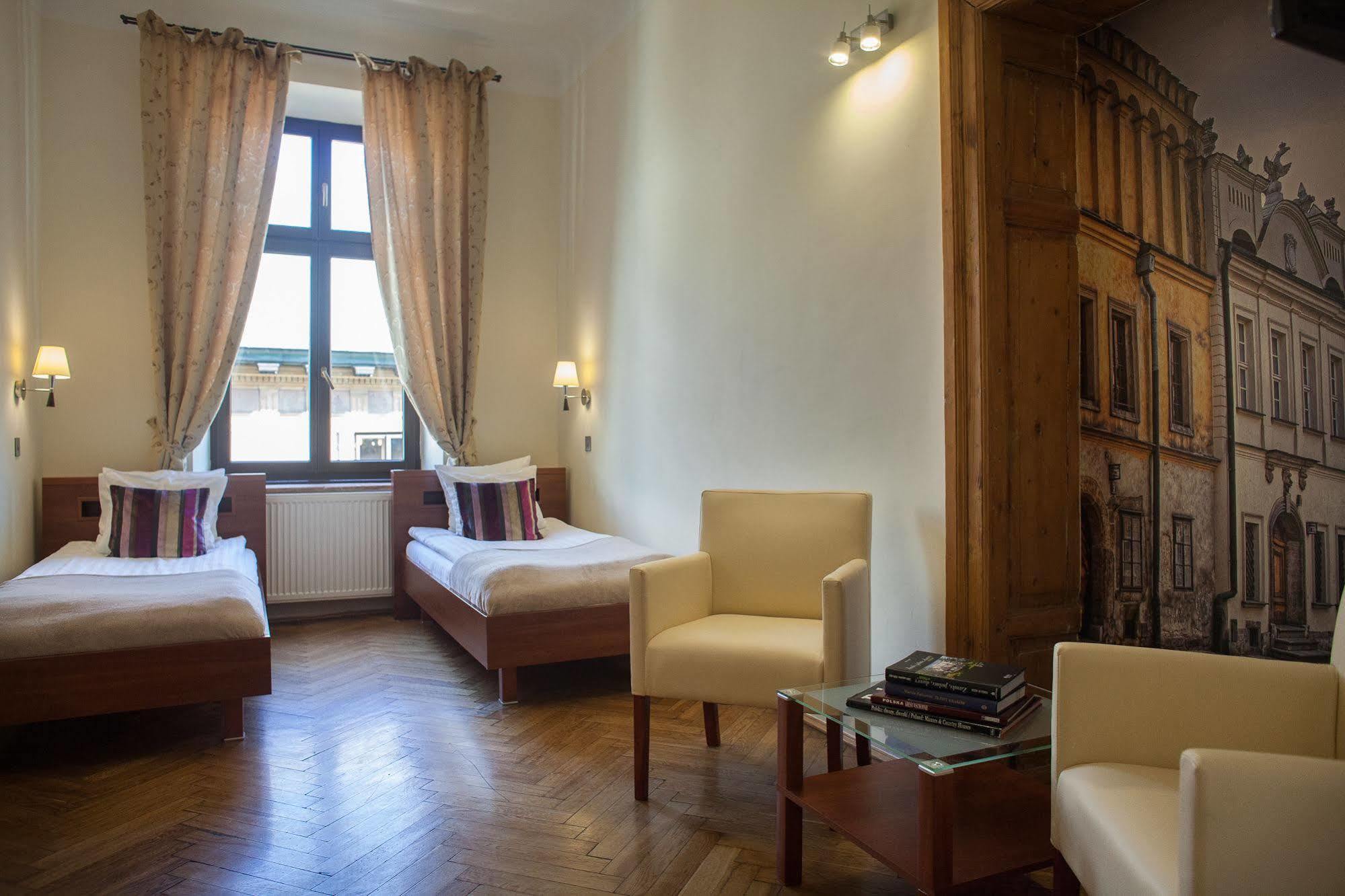 Tango House Bed & Breakfast Cracovie Extérieur photo