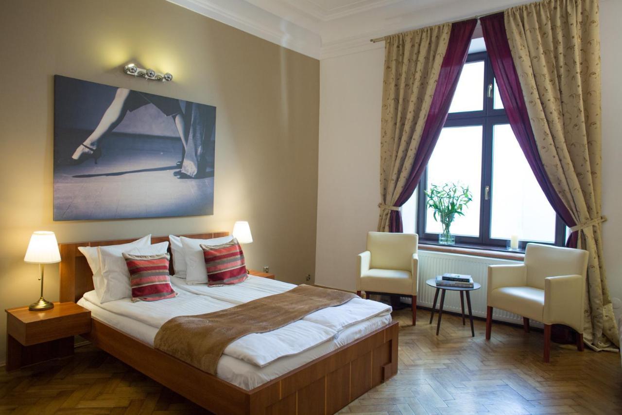 Tango House Bed & Breakfast Cracovie Extérieur photo
