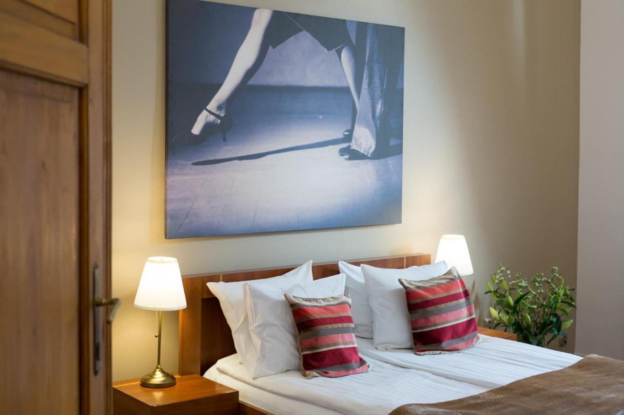 Tango House Bed & Breakfast Cracovie Extérieur photo